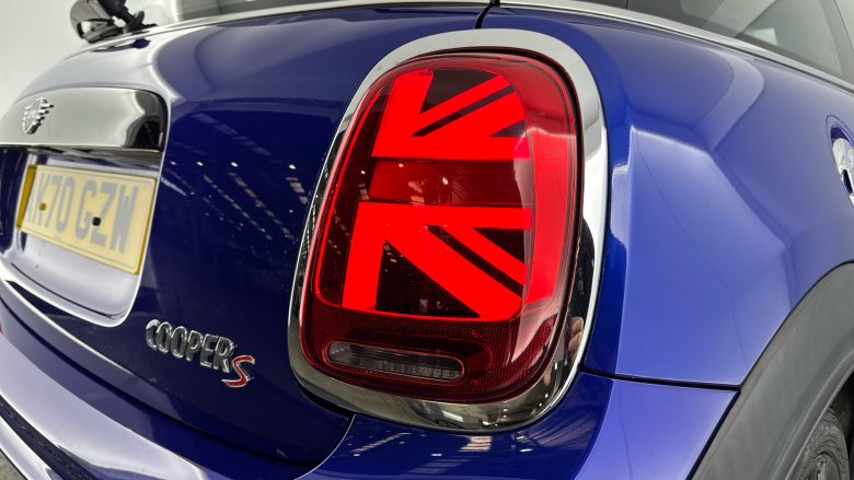 MINI Hatchback 2.0 Cooper S Sport II 3dr Petrol Hatchback